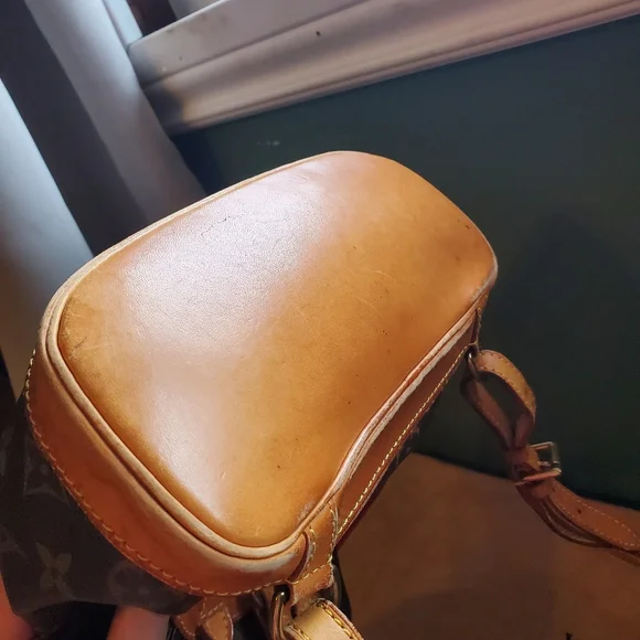 Louisvuitton Mini backpack in monogram - Picture 9 of 16